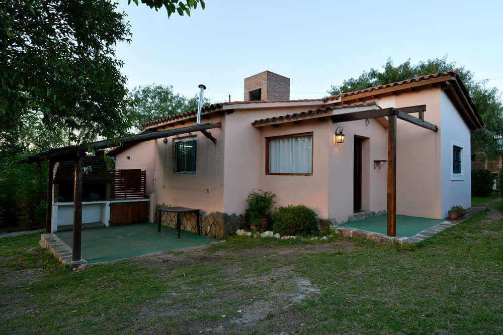 Cabanas Los Cedros Hotel Tanti Esterno foto